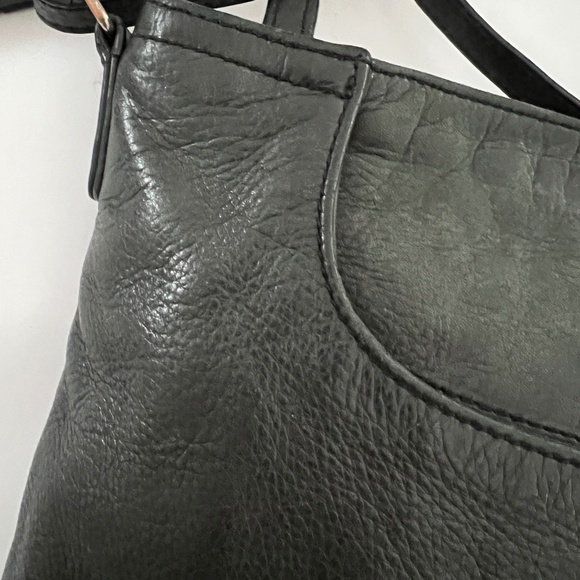 Margot BAG Split Pocket Crossbody Bag Green Pebbled Leather Back Zippered Pocket - Picture 3 of 6